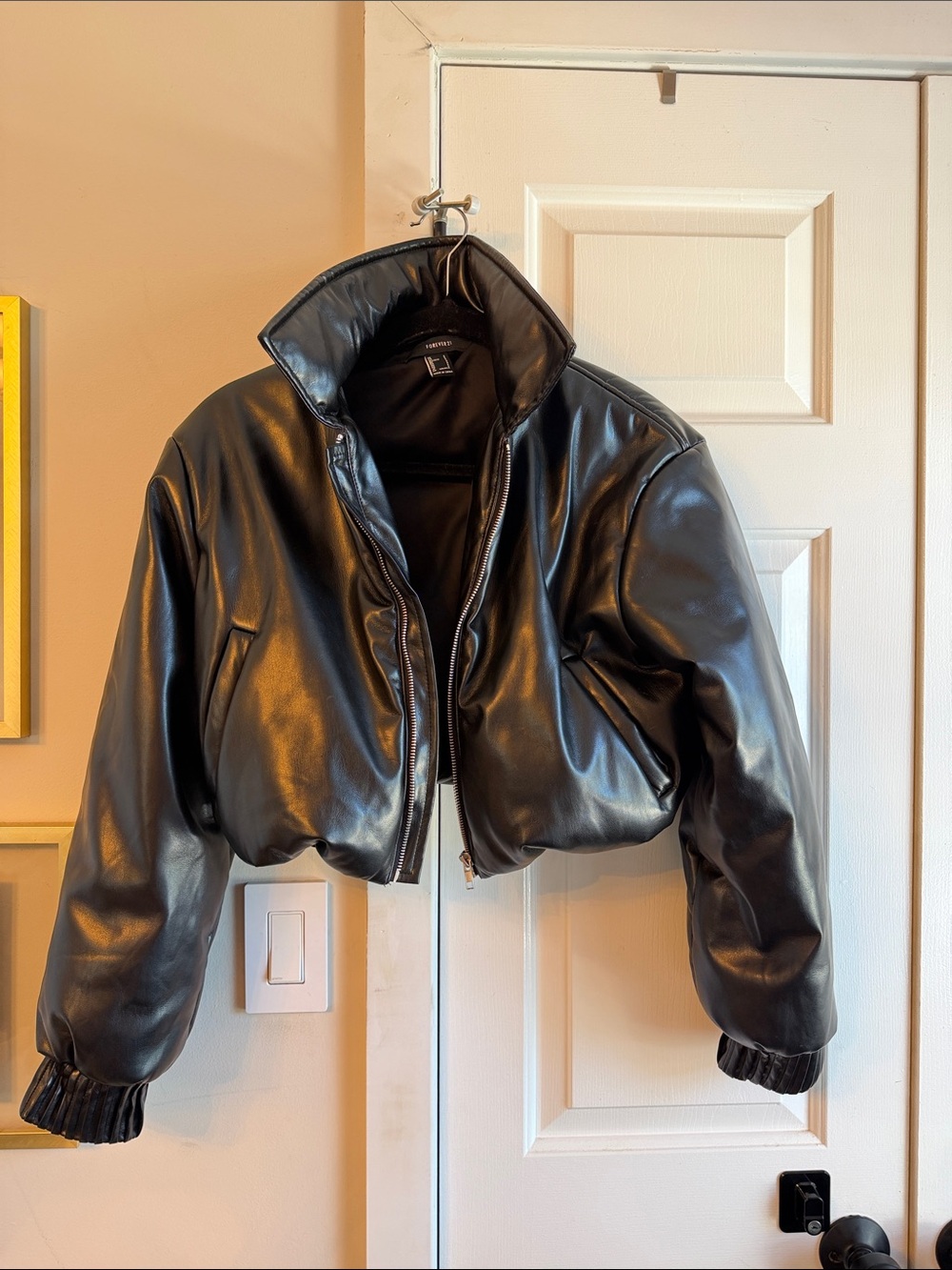 Forever 21 Black Cropped Faux Leather Bomber Jacket